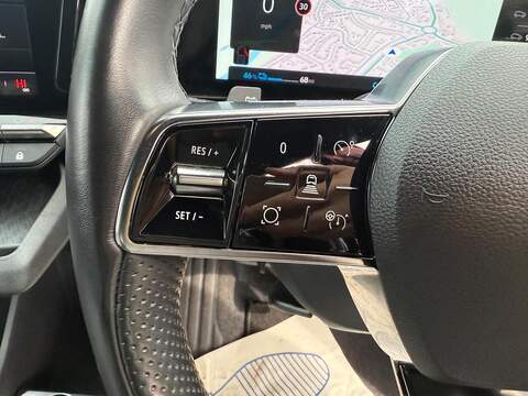 Renault Megane E-Tech 60kWh techno+ Auto 5dr (optimum charge) - U79272