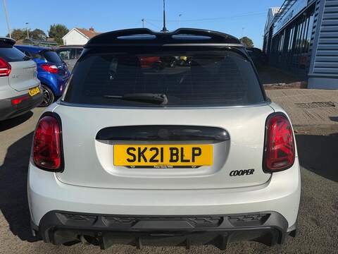 MINI Hatch 1.5 Cooper Sport Hatchback 3dr Petrol Manual Euro 6 (s/s) (136 ps) - U79273