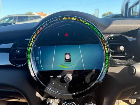 MINI Hatch 1.5 Cooper Sport Hatchback 3dr Petrol Manual Euro 6 (s/s) (136 ps) - U79273