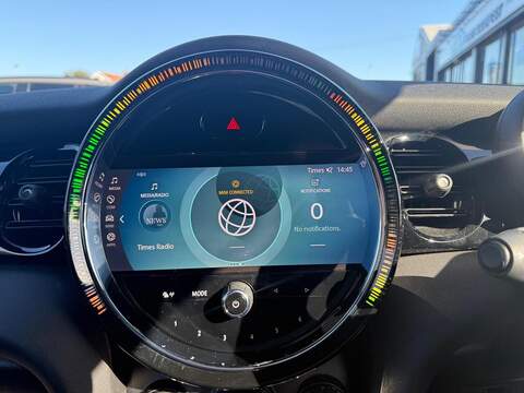 MINI Hatch 1.5 Cooper Sport Hatchback 3dr Petrol Manual Euro 6 (s/s) (136 ps) - U79273