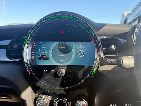 MINI Hatch 1.5 Cooper Sport Hatchback 3dr Petrol Manual Euro 6 (s/s) (136 ps) - U79273