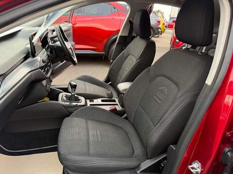 Ford Focus EcoBlue Active Hatchback 1.5 Manual Diesel - U79275