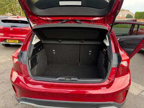 Ford Focus EcoBlue Active Hatchback 1.5 Manual Diesel - U79275
