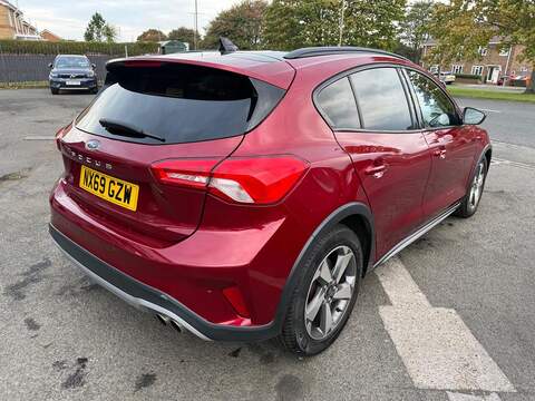 Ford Focus EcoBlue Active Hatchback 1.5 Manual Diesel - U79275