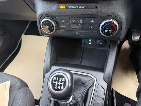Ford Focus EcoBlue Active Hatchback 1.5 Manual Diesel - U79275