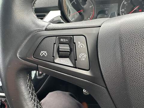 Vauxhall Corsa 1.4i ecoTEC Limited Edition Hatchback 3dr Petrol M Hatchback 1.4 Manual Petrol - U79276