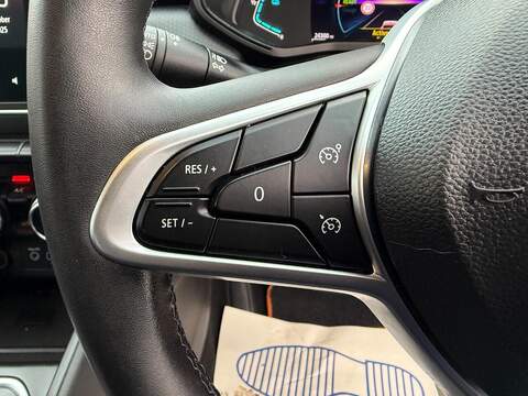 Renault Clio 1.6 E-TECH Evolution Auto Euro 6 (s/s) 5dr - U79277