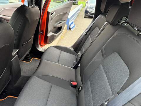 Renault Clio 1.6 E-TECH Evolution Auto Euro 6 (s/s) 5dr - U79277