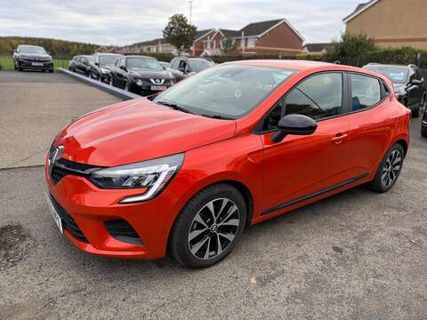 Renault Clio 1.6 E-TECH Evolution Auto Euro 6 (s/s) 5dr - U79277