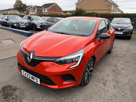 Renault Clio 1.6 E-TECH Evolution Auto Euro 6 (s/s) 5dr - U79277