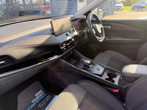 Nissan Qashqai 1.3 DIG-T MHEV N-Connecta XTRON Euro 6 (s/s) 5dr - U79278