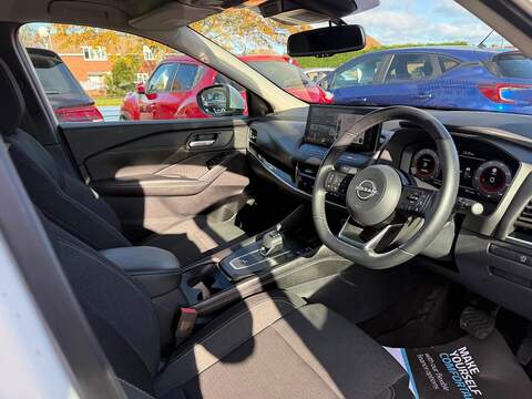 Nissan Qashqai 1.3 DIG-T MHEV N-Connecta XTRON Euro 6 (s/s) 5dr - U79278