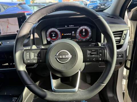 Nissan Qashqai 1.3 DIG-T MHEV N-Connecta XTRON Euro 6 (s/s) 5dr - U79278