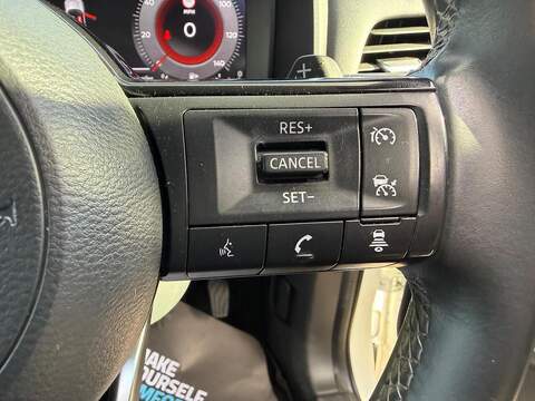 Nissan Qashqai 1.3 DIG-T MHEV N-Connecta XTRON Euro 6 (s/s) 5dr - U79278