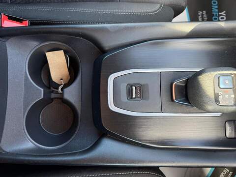 Nissan Qashqai 1.3 DIG-T MHEV N-Connecta XTRON Euro 6 (s/s) 5dr - U79278