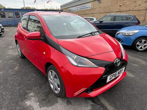 Toyota AYGO 1.0 VVT-i x-play Euro 5 5dr Euro 5 - U79283