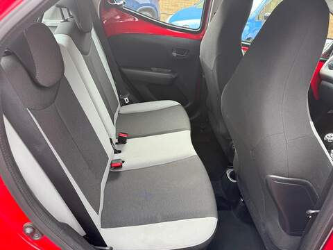 Toyota AYGO 1.0 VVT-i x-play Euro 5 5dr Euro 5 - U79283