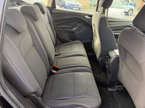 Ford Kuga 1.5 TDCi Zetec SUV 5dr Diesel Manual Euro 6 (s/s) (120 ps) - U79286