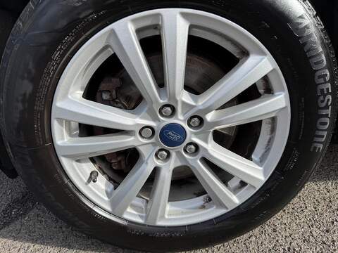 Ford Kuga 1.5 TDCi Zetec SUV 5dr Diesel Manual Euro 6 (s/s) (120 ps) - U79286