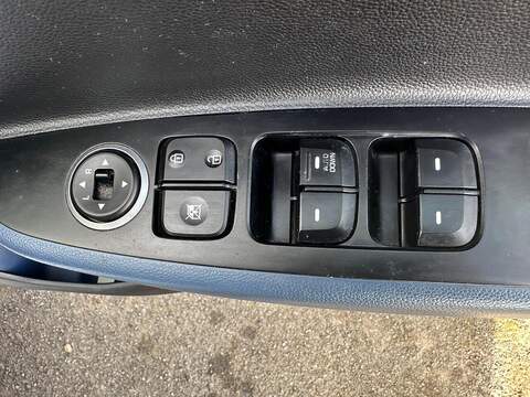 Hyundai i10 1.0 SE Hatchback 5dr Petrol Manual Euro 6 (66 ps) - U79288