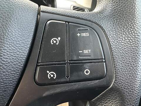 Hyundai i10 1.0 SE Hatchback 5dr Petrol Manual Euro 6 (66 ps) - U79288