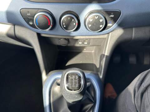 Hyundai i10 1.0 SE Hatchback 5dr Petrol Manual Euro 6 (66 ps) - U79288