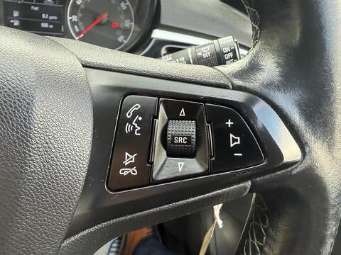 Vauxhall Corsa 1.2i Limited Edition Hatchback 3dr Petrol Manual Euro 6 (70 ps) - U79294