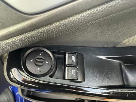 Ford Fiesta 1.0T EcoBoost Zetec Hatchback 5dr Petrol Manual Euro 5 (s/s) (100 ps) - U79295