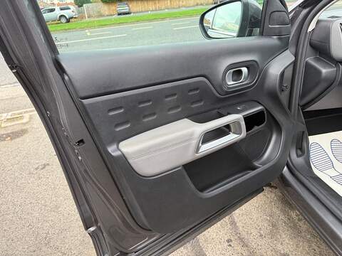 Citroen C5 Aircross 1.2 PureTech Shine Euro 6 (s/s) 5dr - U79300