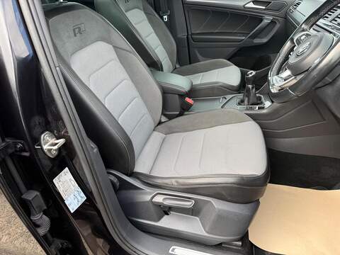 Volkswagen Tiguan 2.0 TDI R-Line Tech Euro 6 (s/s) 5dr - U79302