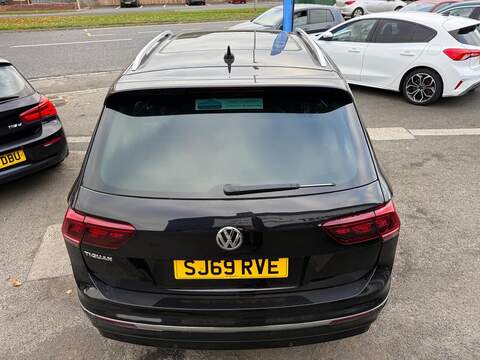 Volkswagen Tiguan 2.0 TDI R-Line Tech Euro 6 (s/s) 5dr - U79302