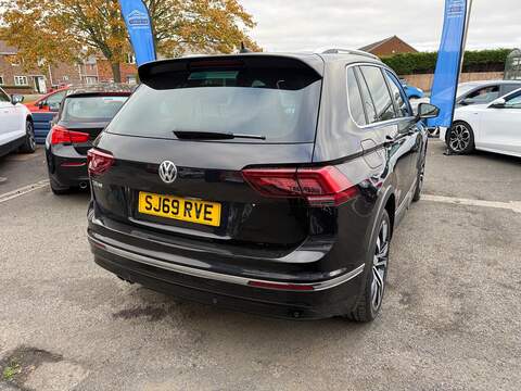 Volkswagen Tiguan 2.0 TDI R-Line Tech Euro 6 (s/s) 5dr - U79302