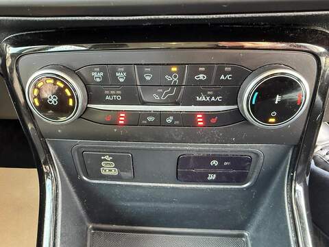 Ford EcoSport 1.0T EcoBoost ST-Line Euro 6 (s/s) 5dr - U79303