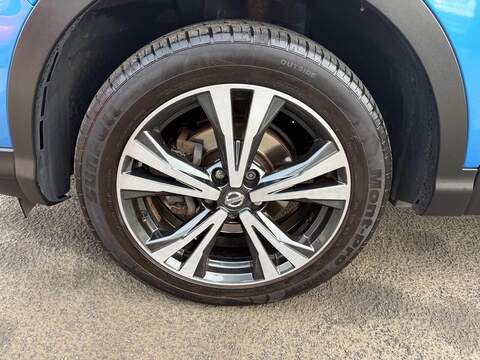 Nissan Qashqai 1.5 dCi N-Connecta SUV 5dr Diesel Manual Euro 6 (s/s) (110 ps) - U79307