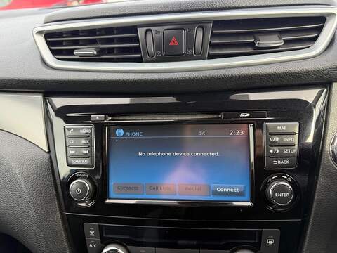 Nissan Qashqai 1.5 dCi N-Connecta SUV 5dr Diesel Manual Euro 6 (s/s) (110 ps) - U79307