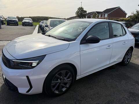 Vauxhall Corsa 1.2 Design Hatchback 5dr Petrol Manual Euro 6 (75 ps) - U79308