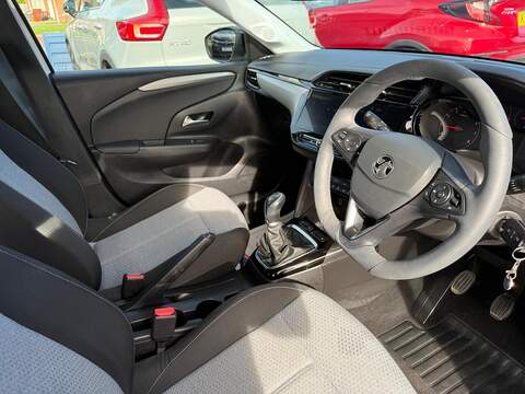 Vauxhall Corsa 1.2 Design Hatchback 5dr Petrol Manual Euro 6 (75 ps) - U79308