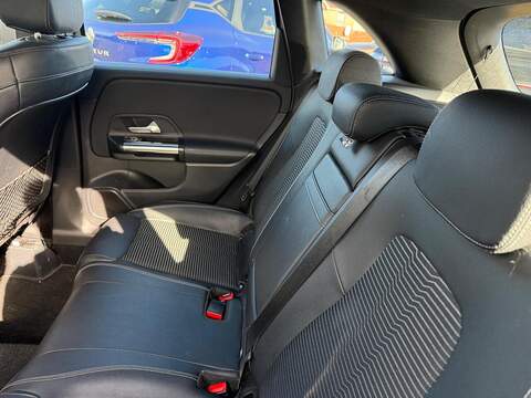 Mercedes-Benz B Class B180 Sport MPV 1.3 Automatic Petrol - U79310