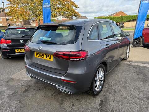 Mercedes-Benz B Class B180 Sport MPV 1.3 Automatic Petrol - U79310