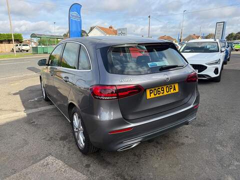 Mercedes-Benz B Class B180 Sport MPV 1.3 Automatic Petrol - U79310