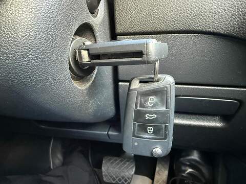 Volkswagen Golf 2.0 TDI SE Estate 5dr Diesel DSG Euro 6 (s/s) (150 ps) - U79314