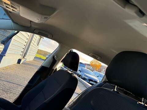 Volkswagen Golf 2.0 TDI SE Estate 5dr Diesel DSG Euro 6 (s/s) (150 ps) - U79314