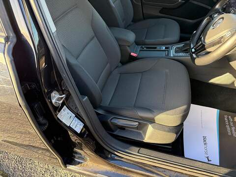 Volkswagen Golf 2.0 TDI SE Estate 5dr Diesel DSG Euro 6 (s/s) (150 ps) - U79314