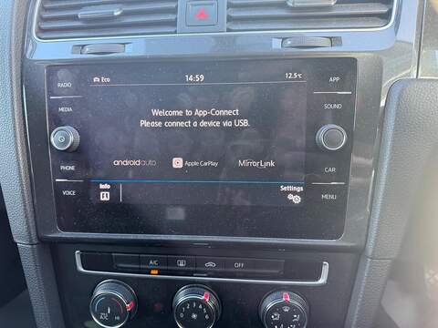 Volkswagen Golf 2.0 TDI SE Estate 5dr Diesel DSG Euro 6 (s/s) (150 ps) - U79314