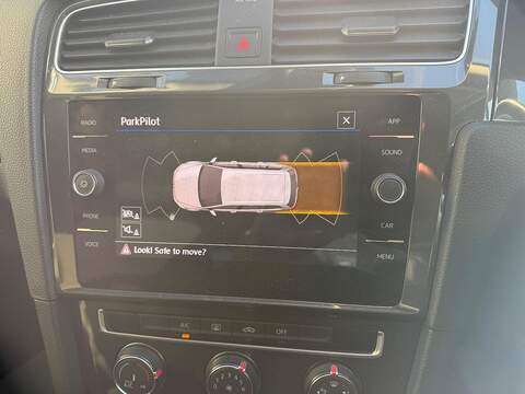 Volkswagen Golf 2.0 TDI SE Estate 5dr Diesel DSG Euro 6 (s/s) (150 ps) - U79314