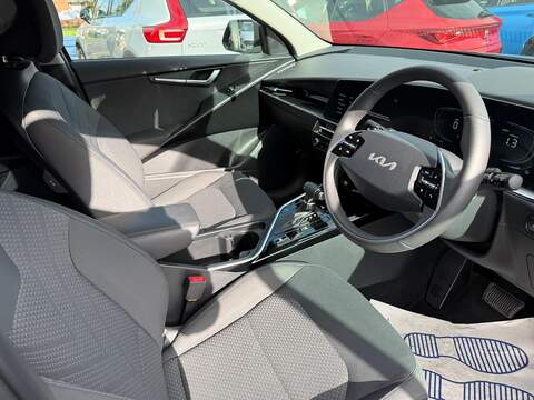 Kia Niro 1.6h GDi 2 DCT Euro 6 (s/s) 5dr - U79315