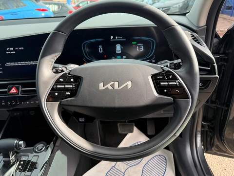 Kia Niro 1.6h GDi 2 DCT Euro 6 (s/s) 5dr - U79315