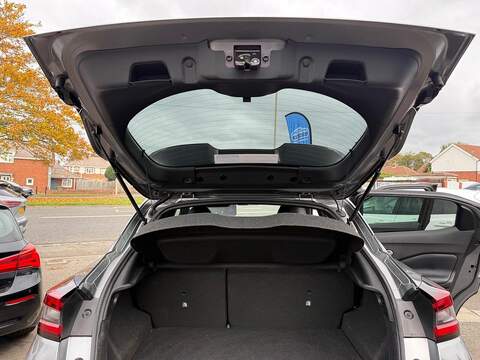 Nissan Juke 1.0 DIG-T N-Connecta Euro 6 (s/s) 5dr - U79316