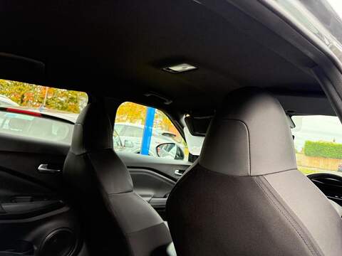 Nissan Juke 1.0 DIG-T N-Connecta Euro 6 (s/s) 5dr - U79316