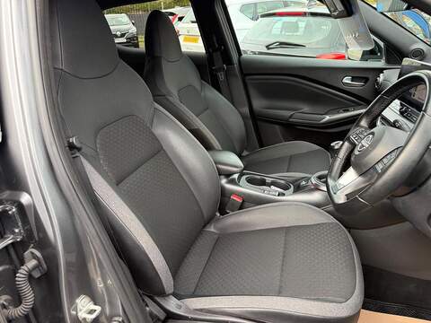 Nissan Juke 1.0 DIG-T N-Connecta Euro 6 (s/s) 5dr - U79316